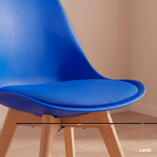 Produto Cadeira de jantar Leda com assento estofado e design moderno - Azul Bic
