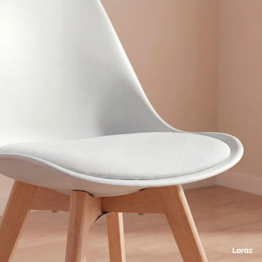 Produto Cadeira de jantar Leda com assento estofado e design moderno - Branco