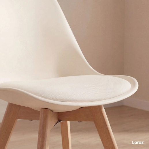 Produto Cadeira de jantar Leda com assento estofado e design moderno - Creme