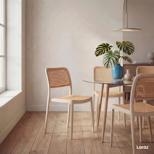 Produto Cadeira de jantar Maya com design moderno e assento confortável - Branco