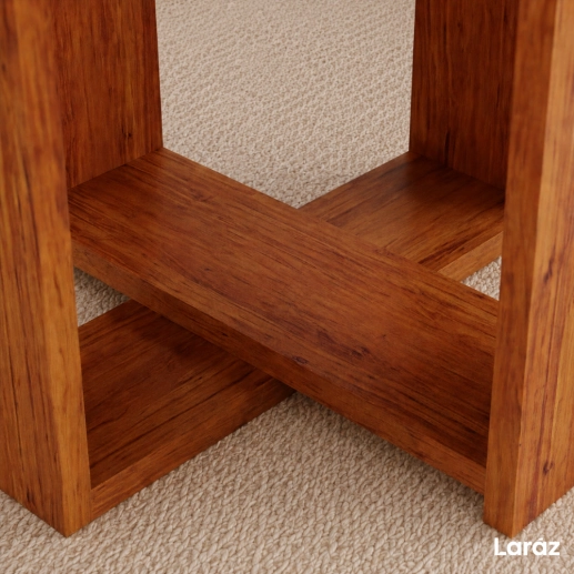 Conjunto Sala de Jantar Mesa Quadrada Marselha com 4 Cadeiras Estofadas Nice Laráz Produto Conjunto Sala de Jantar Mesa Quadrada Marselha com 4 Cadeiras Estofadas Nice Laráz