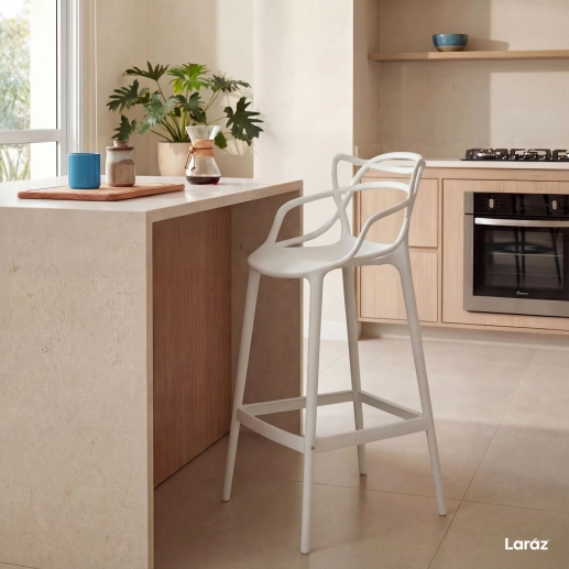 Kit 3 Banquetas alta para bancada Master Allegra em Polipropileno 78 cm - Branco Produto Kit 3 Banquetas alta para bancada Master Allegra em Polipropileno 78 cm - Branco