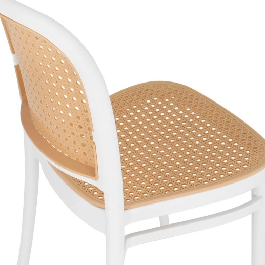 Cadeira de jantar Amis Lola com design moderno e assento confortável - Branco Produto Cadeira de jantar Amis Lola com design moderno e assento confortável - Branco