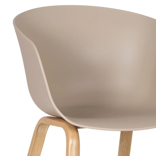 Produto Kit 4 Cadeiras de jantar Cassia com design moderno e assento confortável – Nude